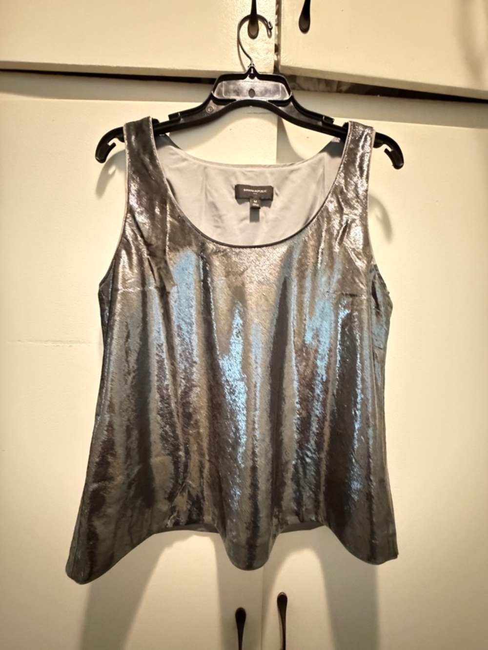 Banana Republic Silver Metallic Scoop Neck Tank